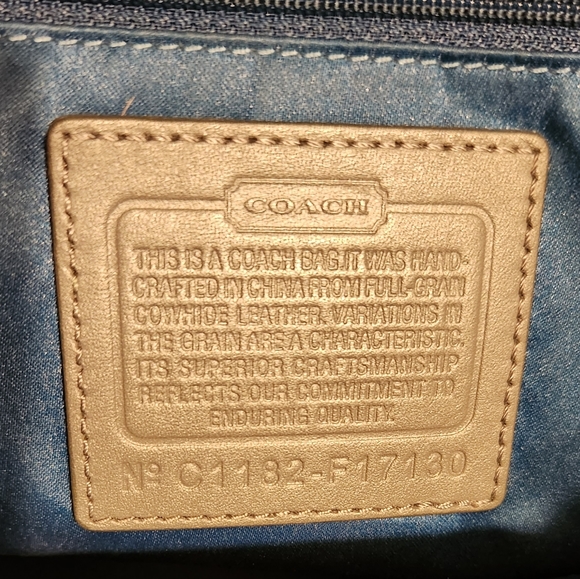 Coach Patent Leather Silver Bag - Picture 8 of 10